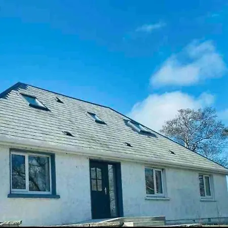 Teach Dunmore In The Heart Of Donegal Gaeltacht. Holiday home *